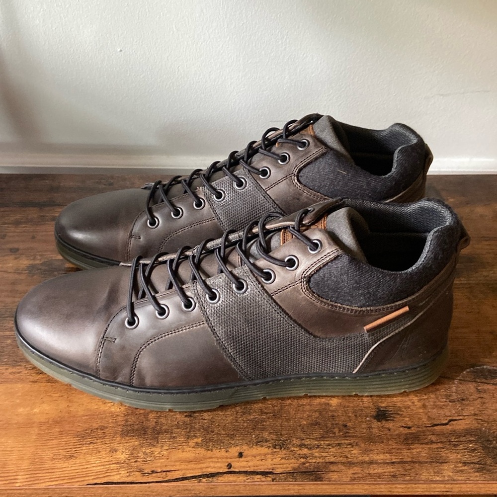 Brand New Men’s 12M Jakyb style Bullboxer Boots!!!!